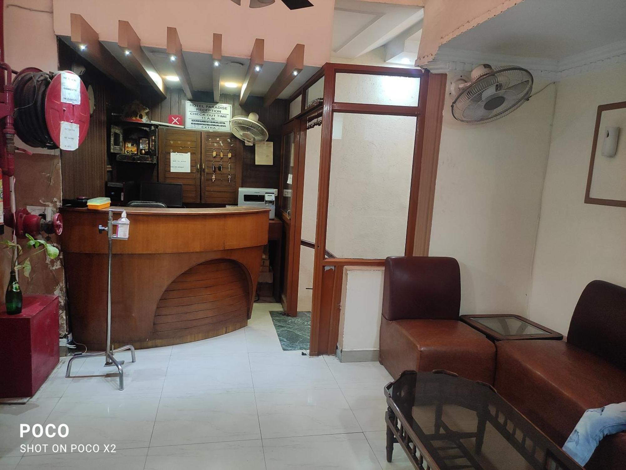 Hotel Paradise Chandīgarh Zimmer foto
